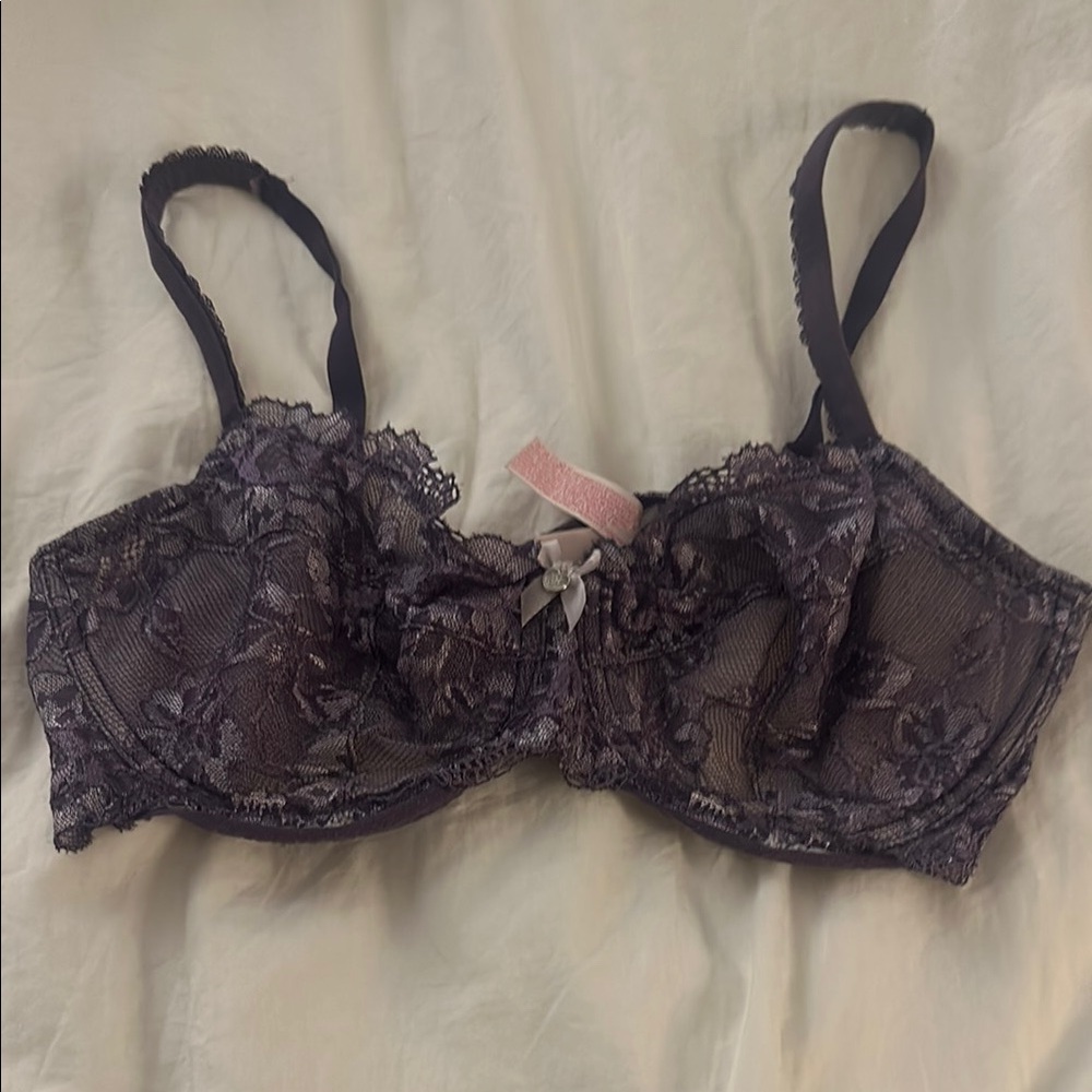 Victoria Secret Unlined Lace Underwire Bra